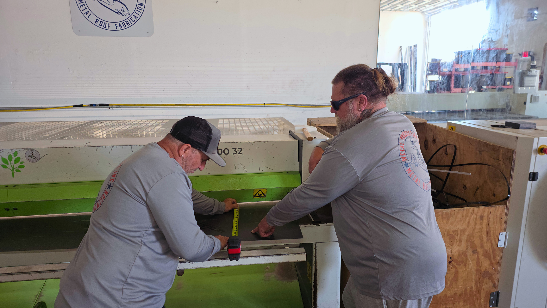 Standing Seam vs Exposed Fastener: Which Metal Roof Is Better?